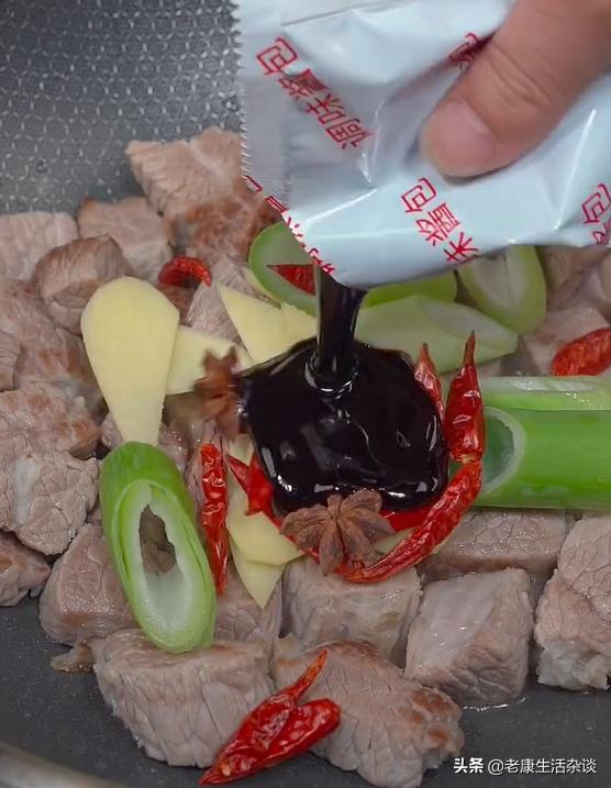 萝卜炖牛肉怎么做才软烂,萝卜炖牛肉软烂无比的秘诀