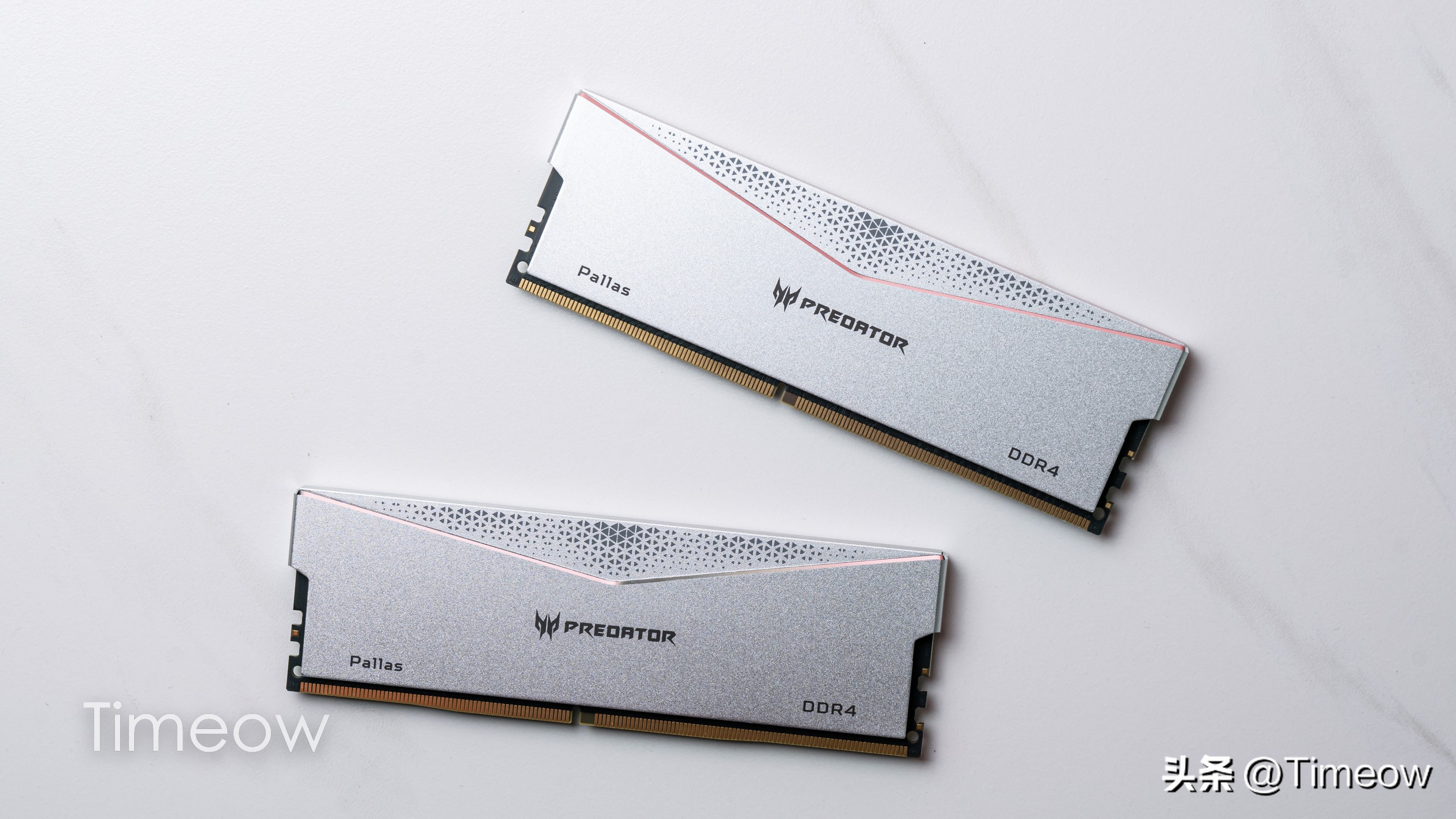 海力士DJR颗粒小白轻松超4200宏碁掠夺者PallasDDR4CL18内存实测