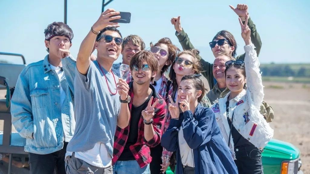 5月只过去9天,曝出9个瓜,离世、恋情、复合、破产,个个是大瓜