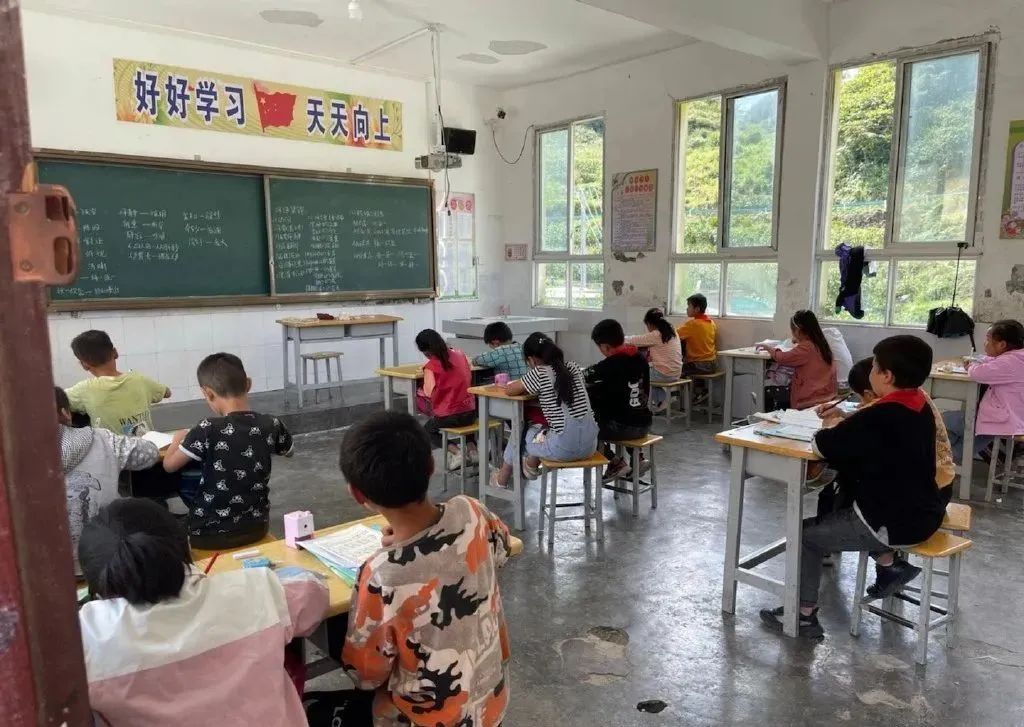 清华研究尖端科技,清华教授讲当下科技