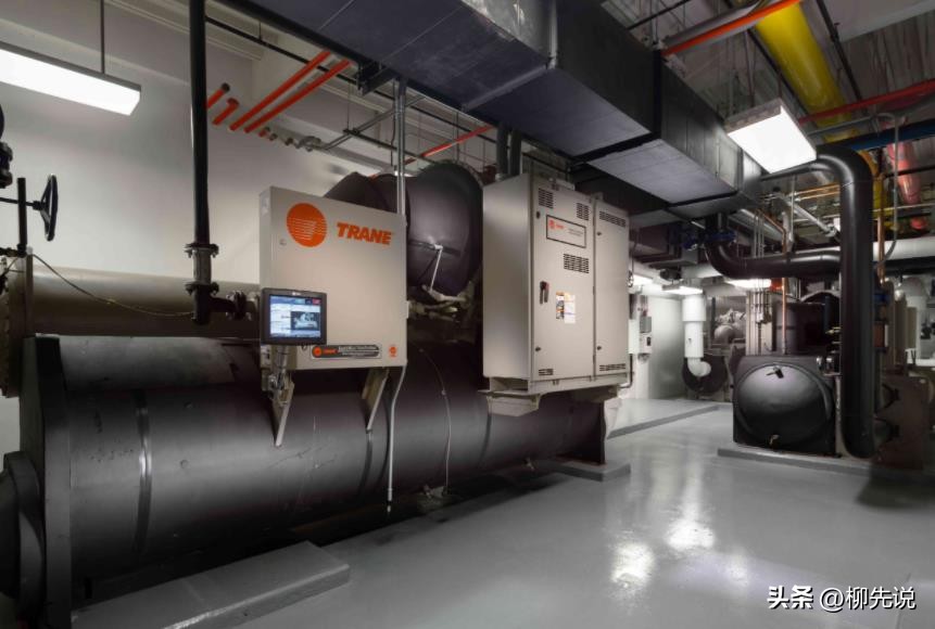 缇庡浗鍐犲啗绌鸿皟,缇庡浗绌鸿皟绗竴宸ㄥご