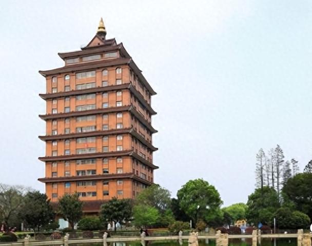 华西吴仁宝逝世多少年,华西村吴仁宝什么病死的