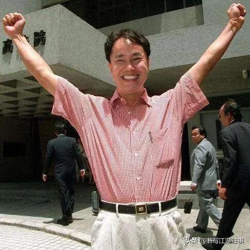 京城一代仁义大哥加代对阵香港和安堂