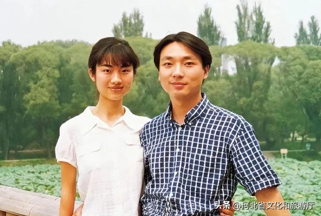 社恐、内向、普通话不标准却成为“央视一哥”,高考差点被人“顶替”,22分钟口播一战封神,他到底有多牛?