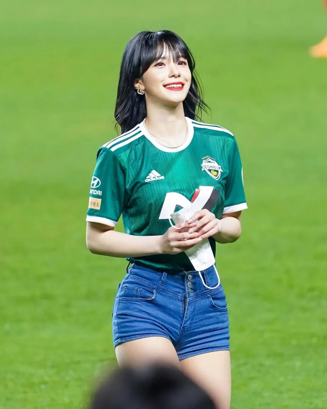 2018世界杯十大最漂亮的足球宝贝,世界杯亚洲最美足球宝贝图