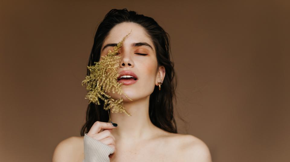 如何用ppt制作撕纸效果,ppt撕纸简单教程