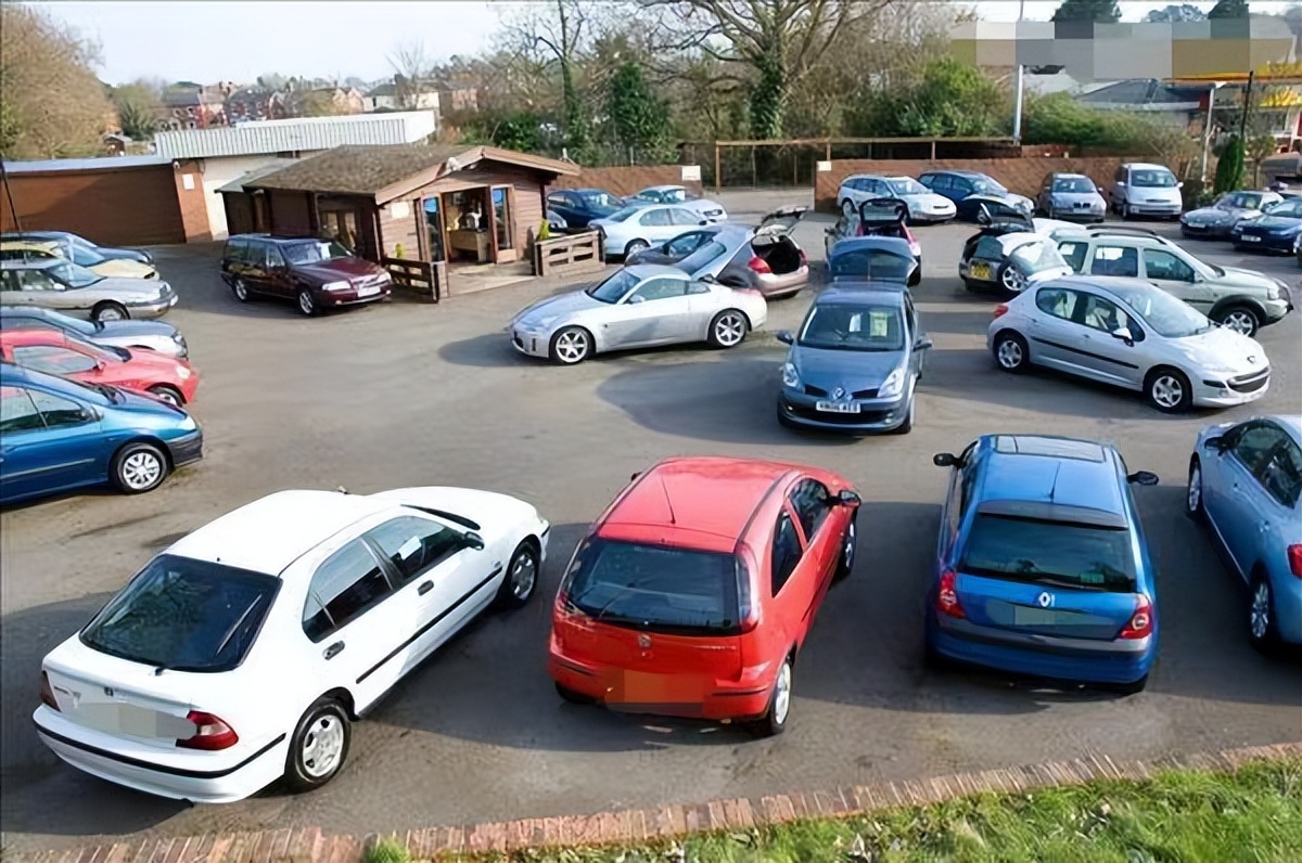 我，22年被人忽悠，花15万买了一辆二手宝马车，如今肠子都悔青了