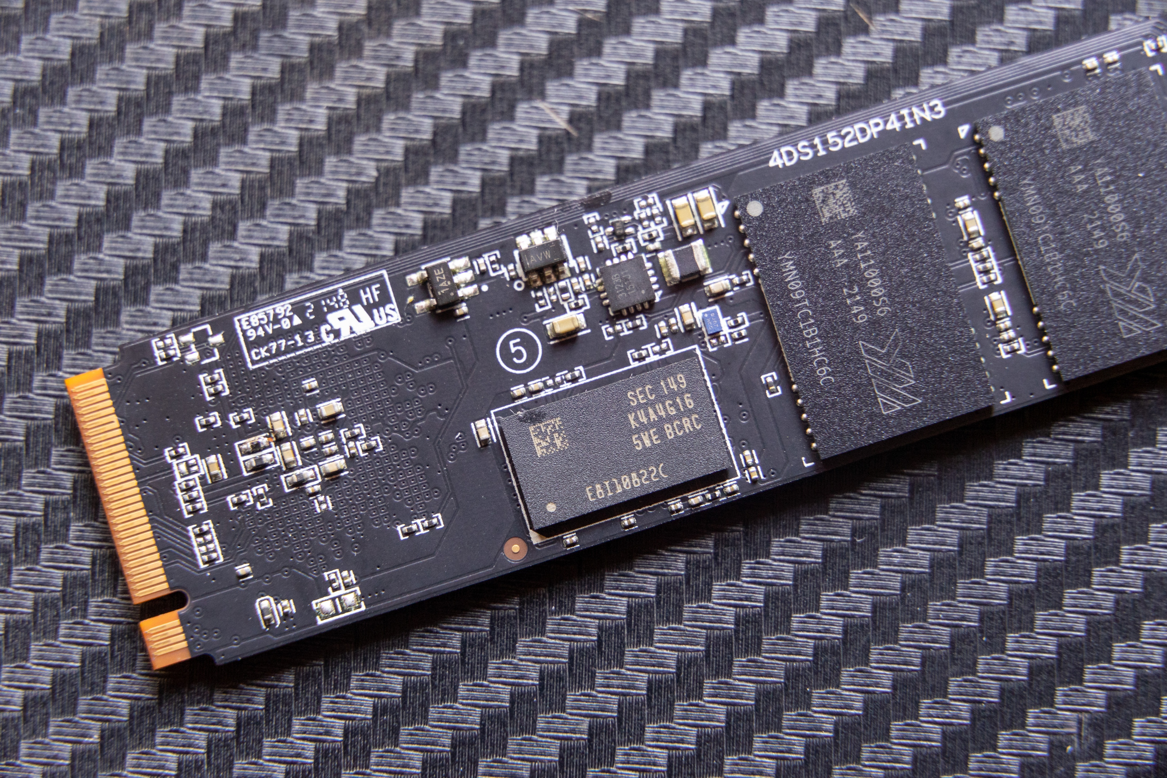 致钛tipro7000笔记本,tipro7000