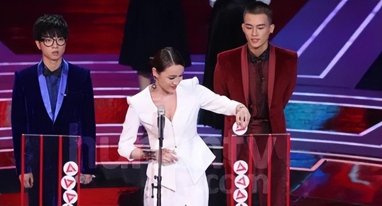 百亿票房影帝欧豪,百亿影帝欧豪