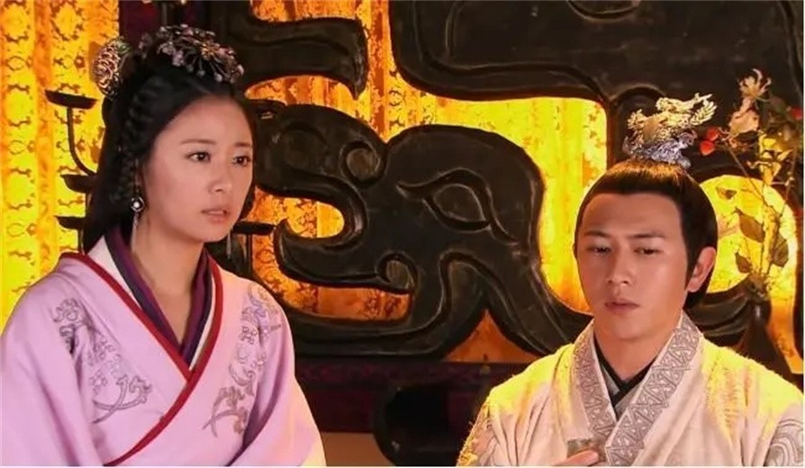 已是瞎眼老太的窦太后，为何汉武帝还会对她，如此的忌惮？