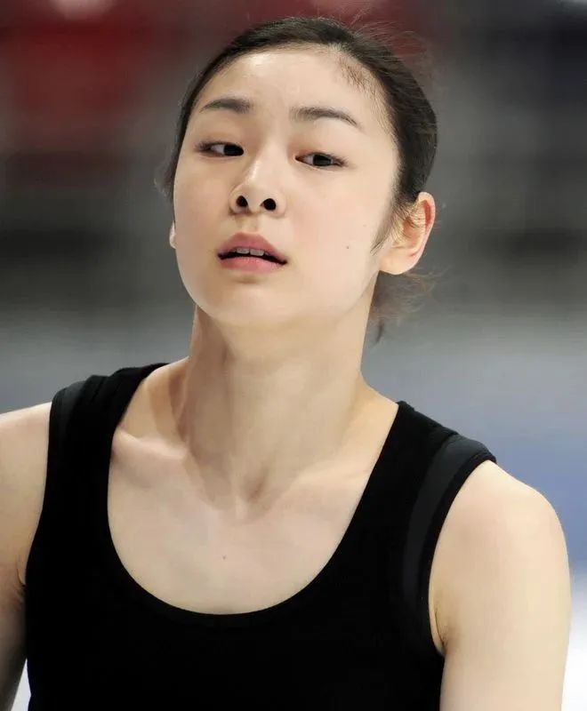 32岁韩国一姐下嫁小5岁爱豆！仙女造型惊艳网友：我的青春嫁人了