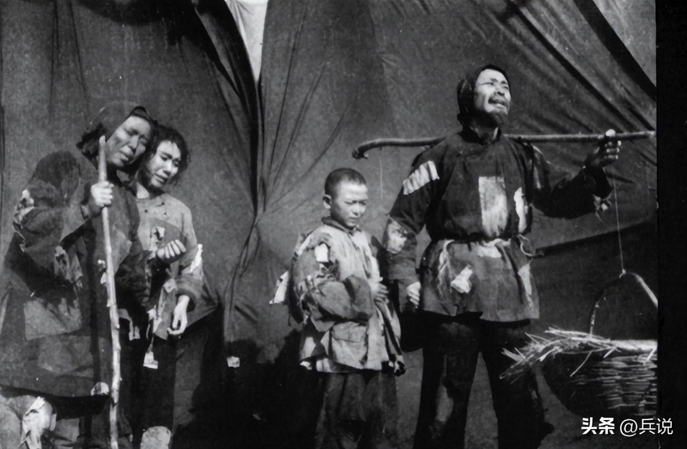 国民党抓壮丁的场景,1941年国军抓壮丁