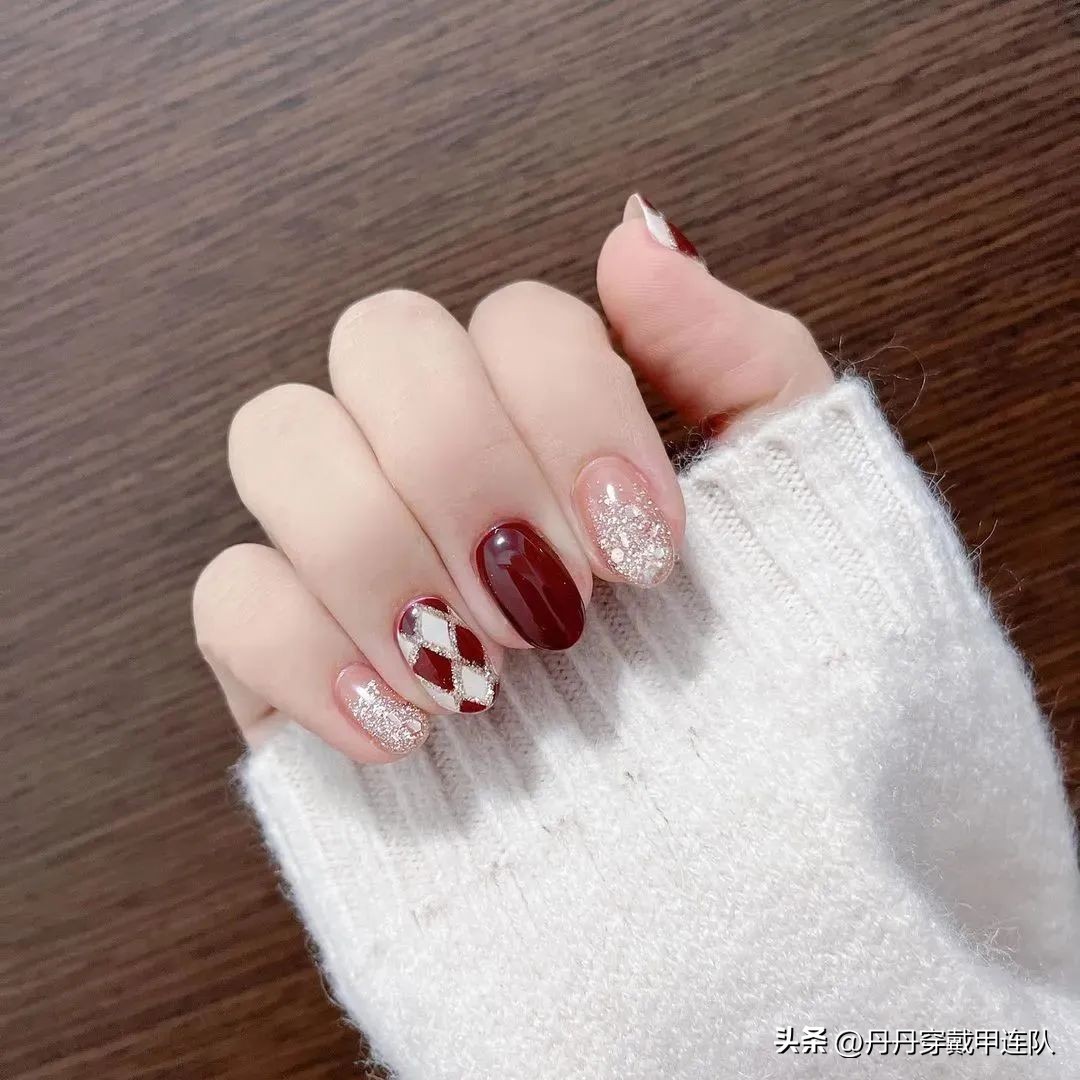 短款猫眼美甲显白黄黑皮图片,胖手显白美甲夏季黄黑皮短甲