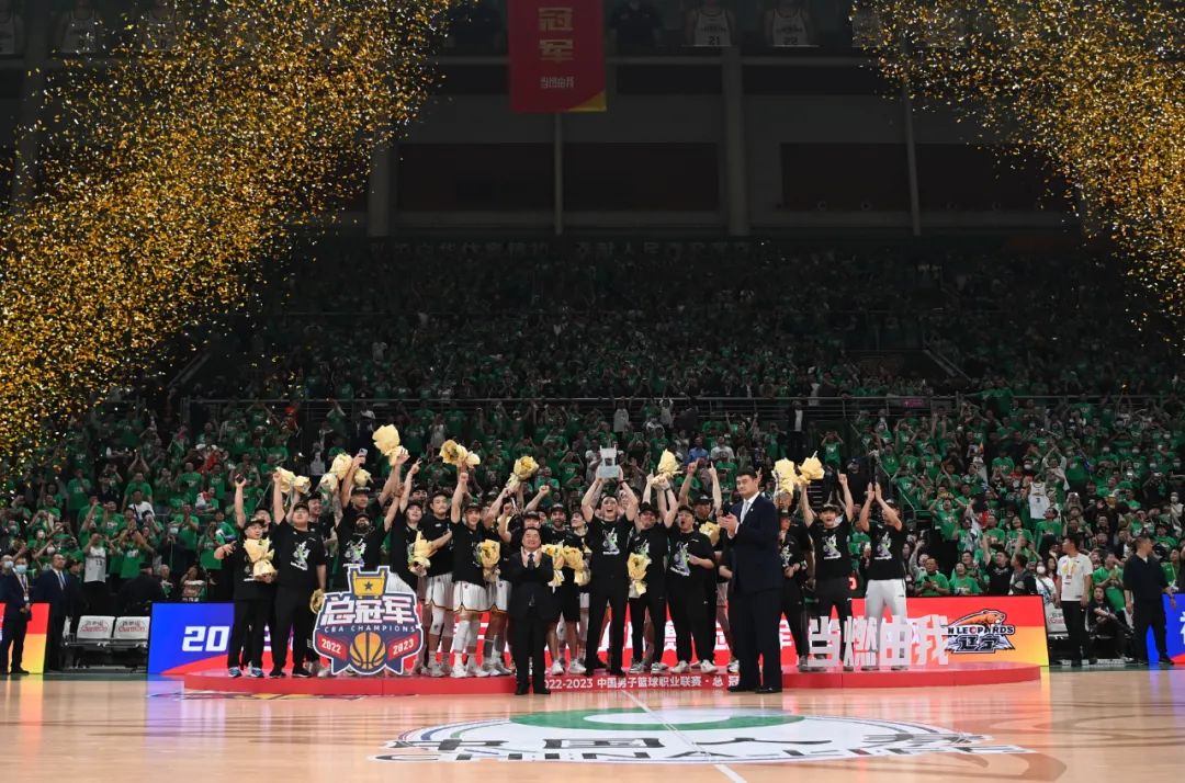 cba冠军颁奖仪式讲话,省委书记颁奖典礼