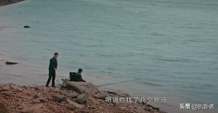 他是谁：5大细节暗示，李雪梅案的凶手不是饭馆老板，而是聂宝华