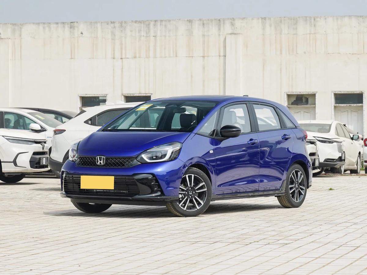 新车推荐5-8万本田飞度,本田第四代飞度顶配配置介绍视频