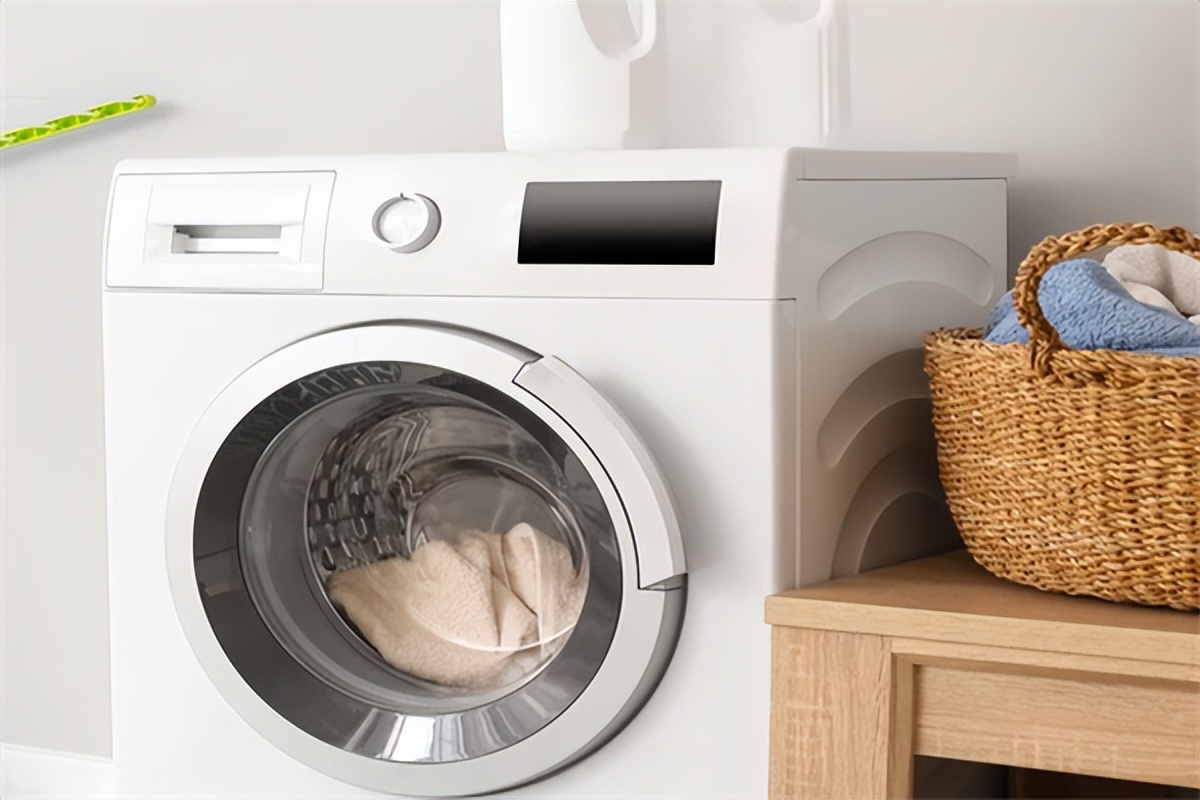 海尔洗衣机显示err8是什么意思,海尔滚筒洗衣机err6怎么解决