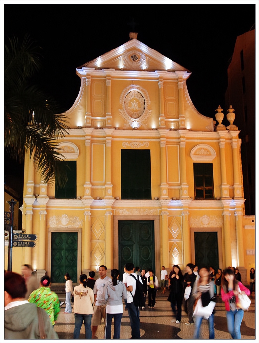 澳门特色景点最有名小吃,澳门的哪些特色景观