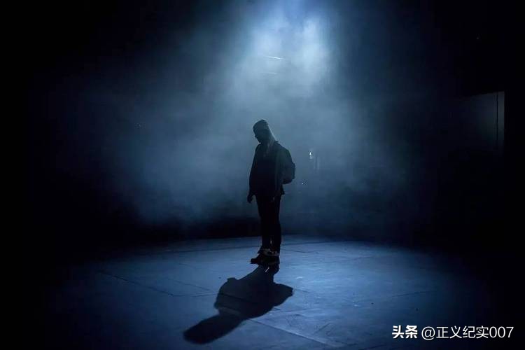 18岁少年与富二代发生冲突,18岁少年与富二代冲突后续