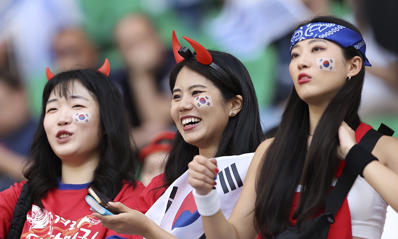 孙兴慜戴上队长袖标,韩国队孙兴慜比赛