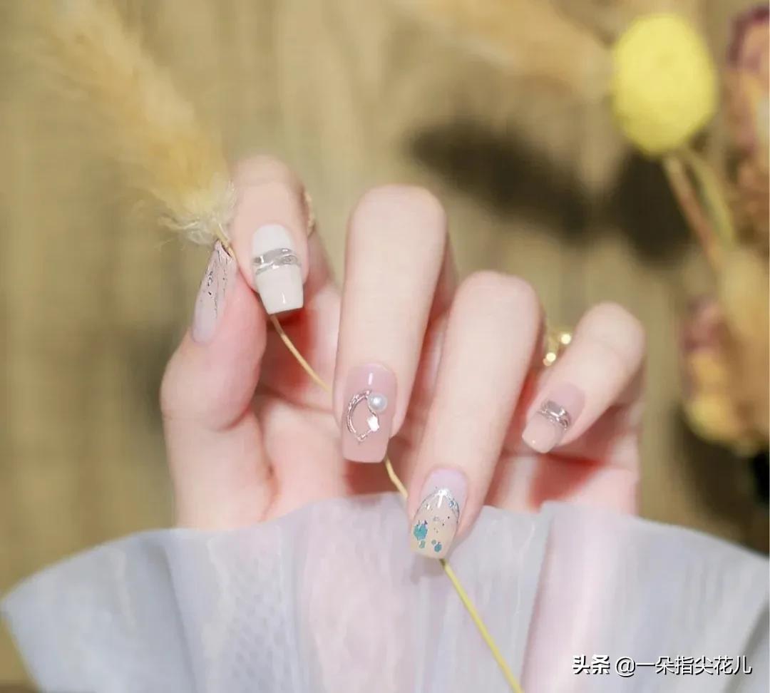 魔镜粉美甲款式教程来了,魔镜粉各种款式美甲教程