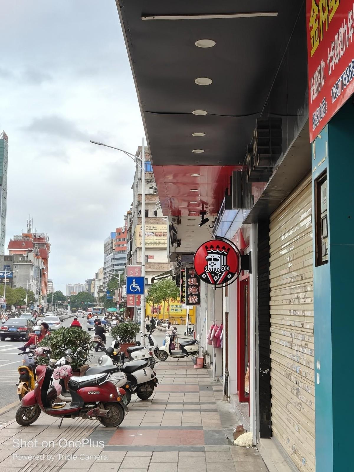 2022年想换手机推荐苹果还是华为,2023年最值得入手的手机有哪些