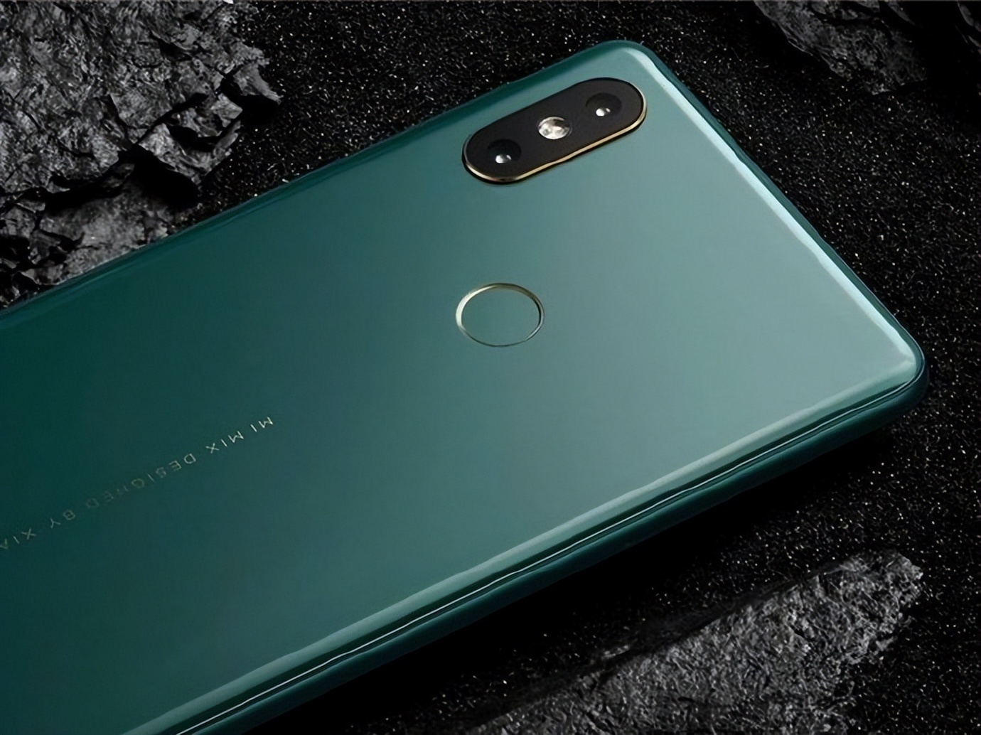 雷军小米手机最经典一句话,雷军谈小米第一款手机