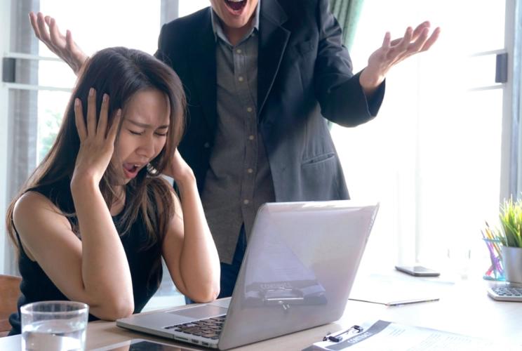 深度还原当代年轻人啃老,当代年轻人啃老现状