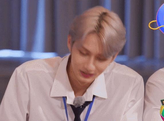 韩国流行宽肩,宽肩在韩国多流行