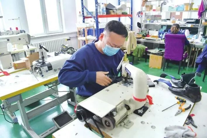 8位退役运动员今昔对比,有人成商业大佬,有人成搞笑博主