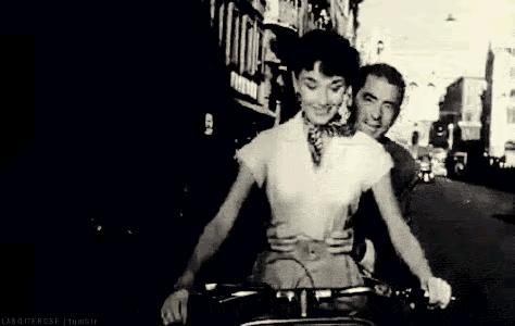 70年代一辆“凤凰牌”自行车180元，放到现在相当于多少钱？