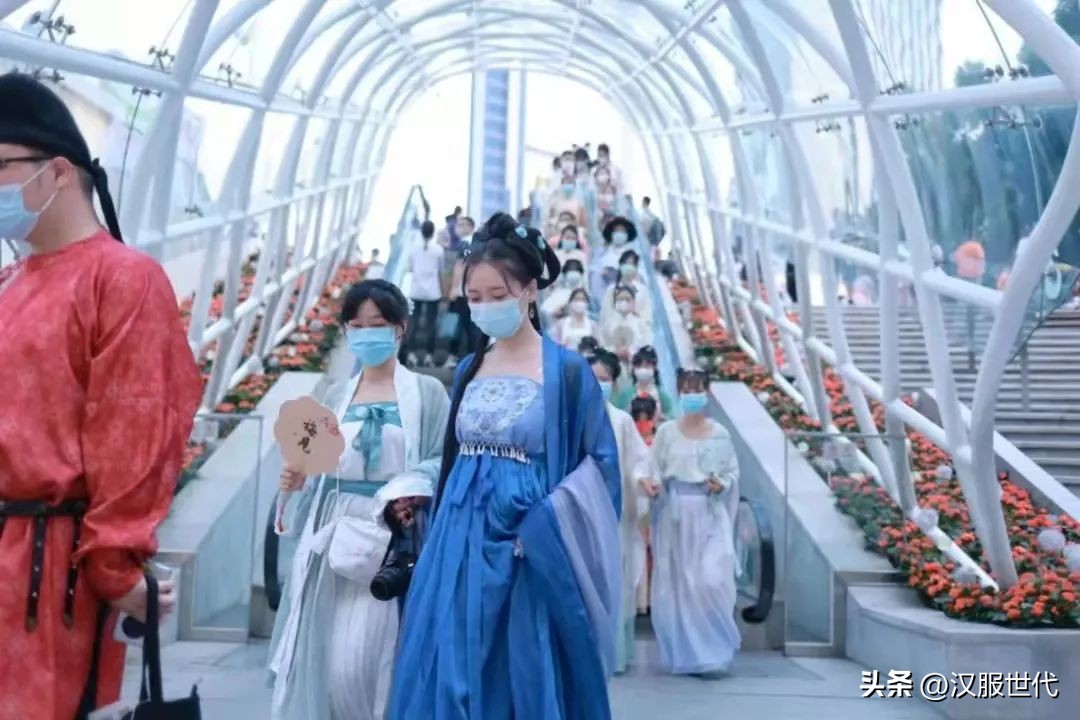 国风大赏汉服大型t台秀,汉服走秀国风大典最惊艳的汉服