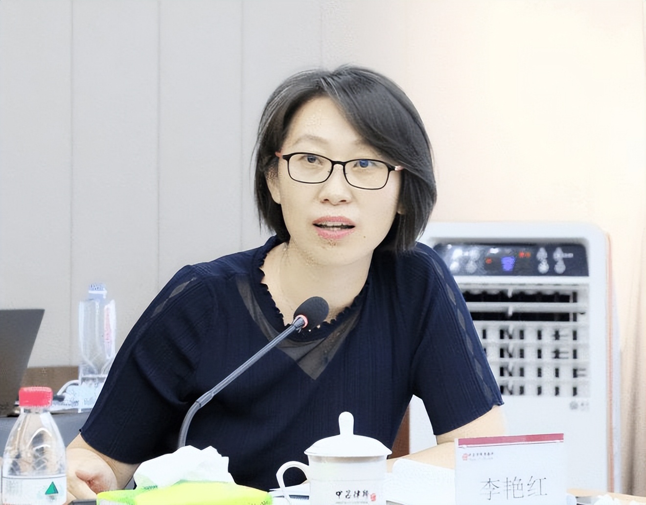 如何认识三极管和场效三极管,怎么认识三氧催化