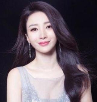 那些靠身材走红的女明星,靠身材博眼球的明星