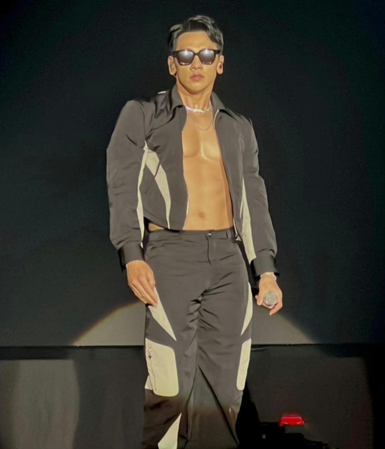 rain李敏镐同台,没有对比就没有伤害林志炫