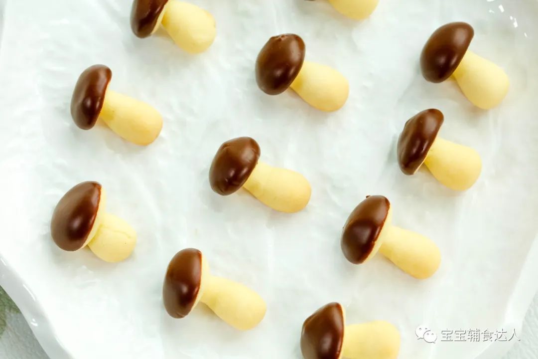 被家长忽视的几样垃圾食品,垃圾食品一口也不要给孩子吃