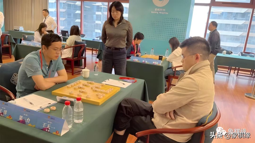 王天一郑惟桐赵鑫鑫2024年排名,赵鑫鑫抖音直播王天一vs郑惟桐