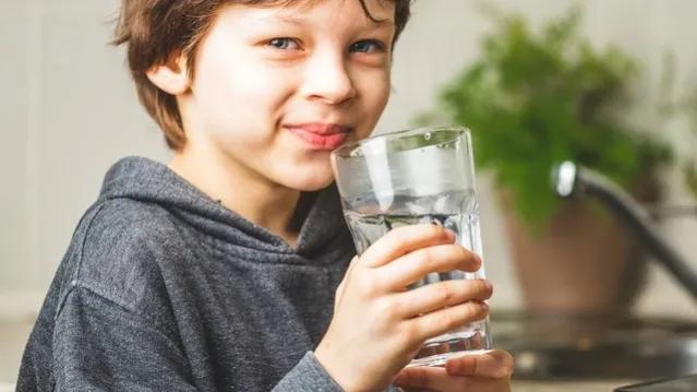 内嵌式壁挂饮水机的弊端,家用饮水机有什么弊端