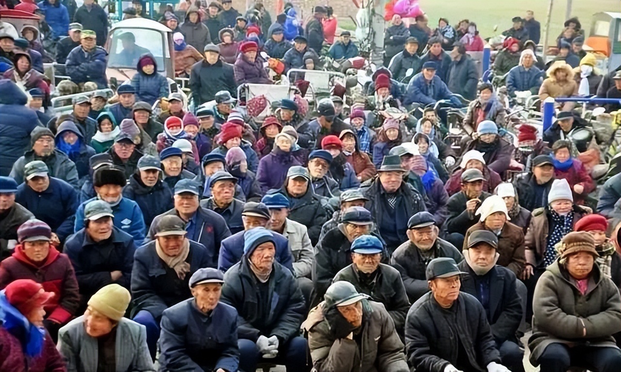 假如你不生我不生，人口低至七亿，30年后的日子会变得更好过吗？