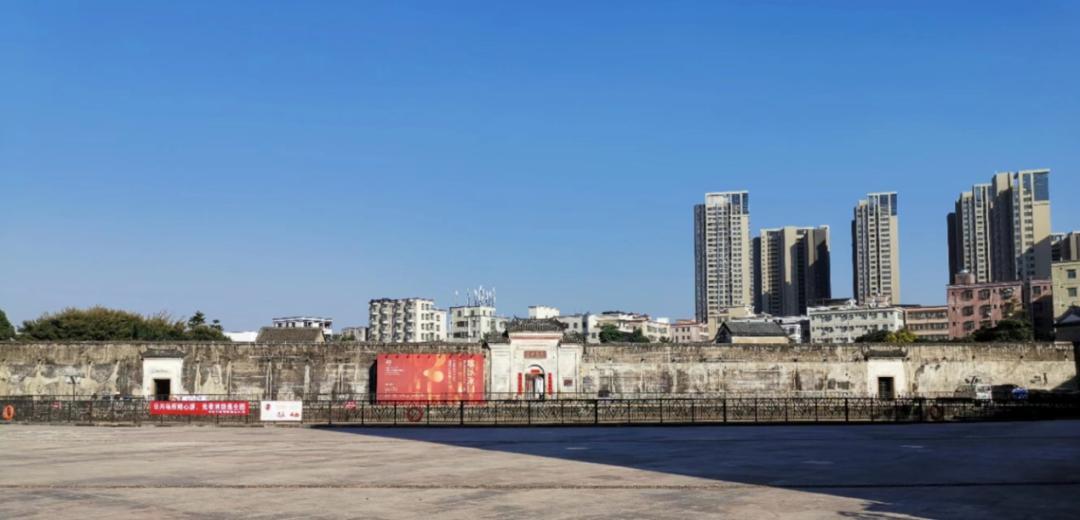 《南方诗词评论》第35期:以古风诗化深圳本土人文历史的奠基之作