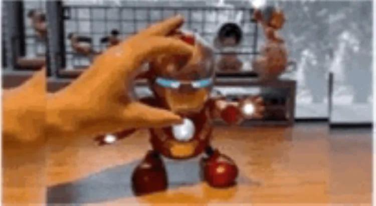 情侣搞笑奇葩礼物送什么,奇葩夫妻生日礼物送什么