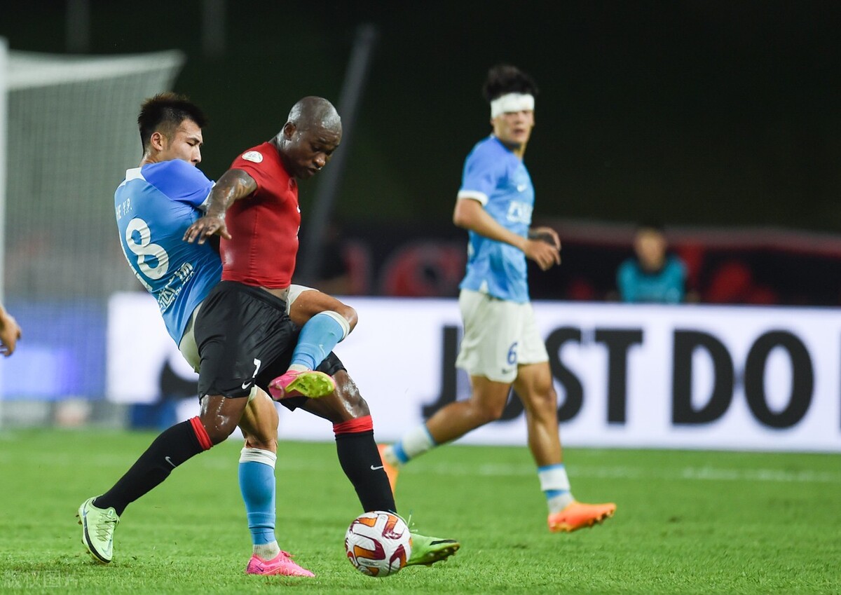 中超：成都4-1大连送对手17轮不胜,中超联赛成都1-0武汉