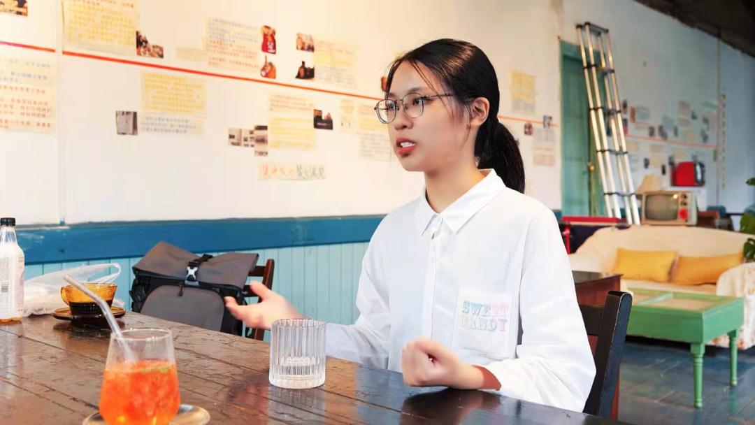 “真的可以色色吗？”16岁女高中生谈性，引48万人围观，却被诋毁