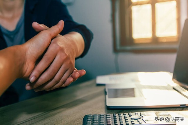 公职人员辞职做律师现状,公职律师可辞职干律师吗