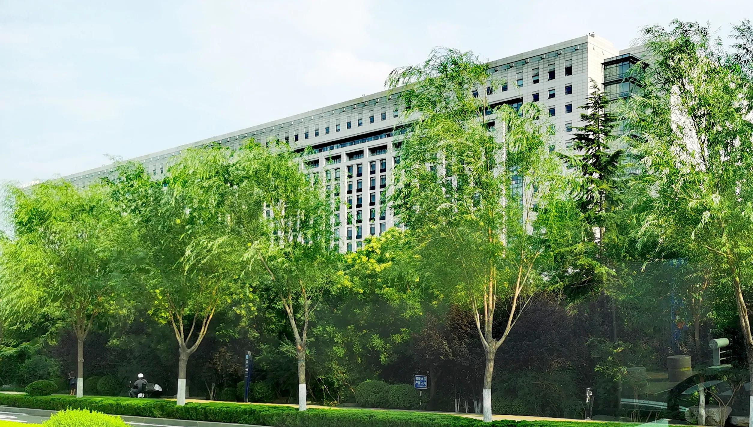 济南二环的楼,济南1700亿的楼