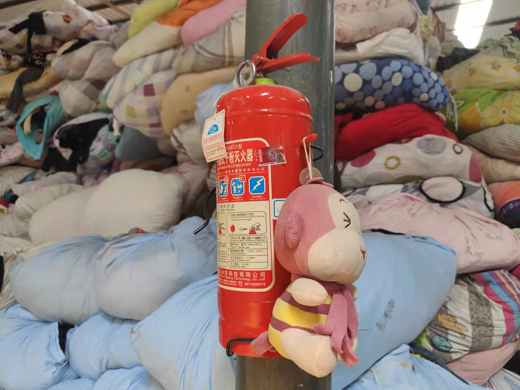 旧衣服回收行业新手入门注意事项,旧衣服回收生意的骗局