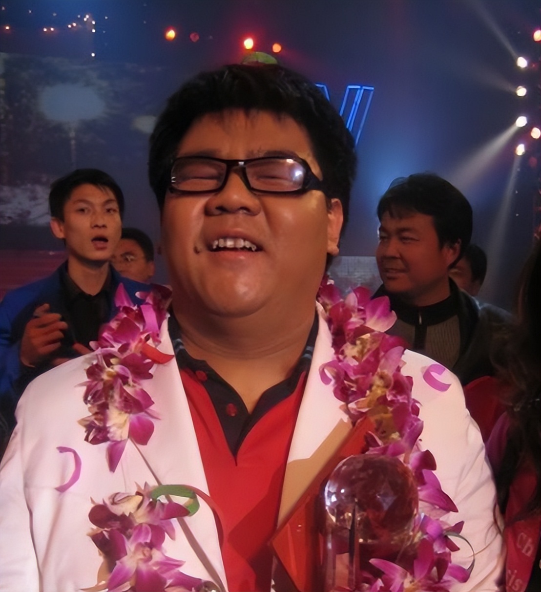 盲人歌手杨光最近的情况,盲人歌手杨光真的看不见吗