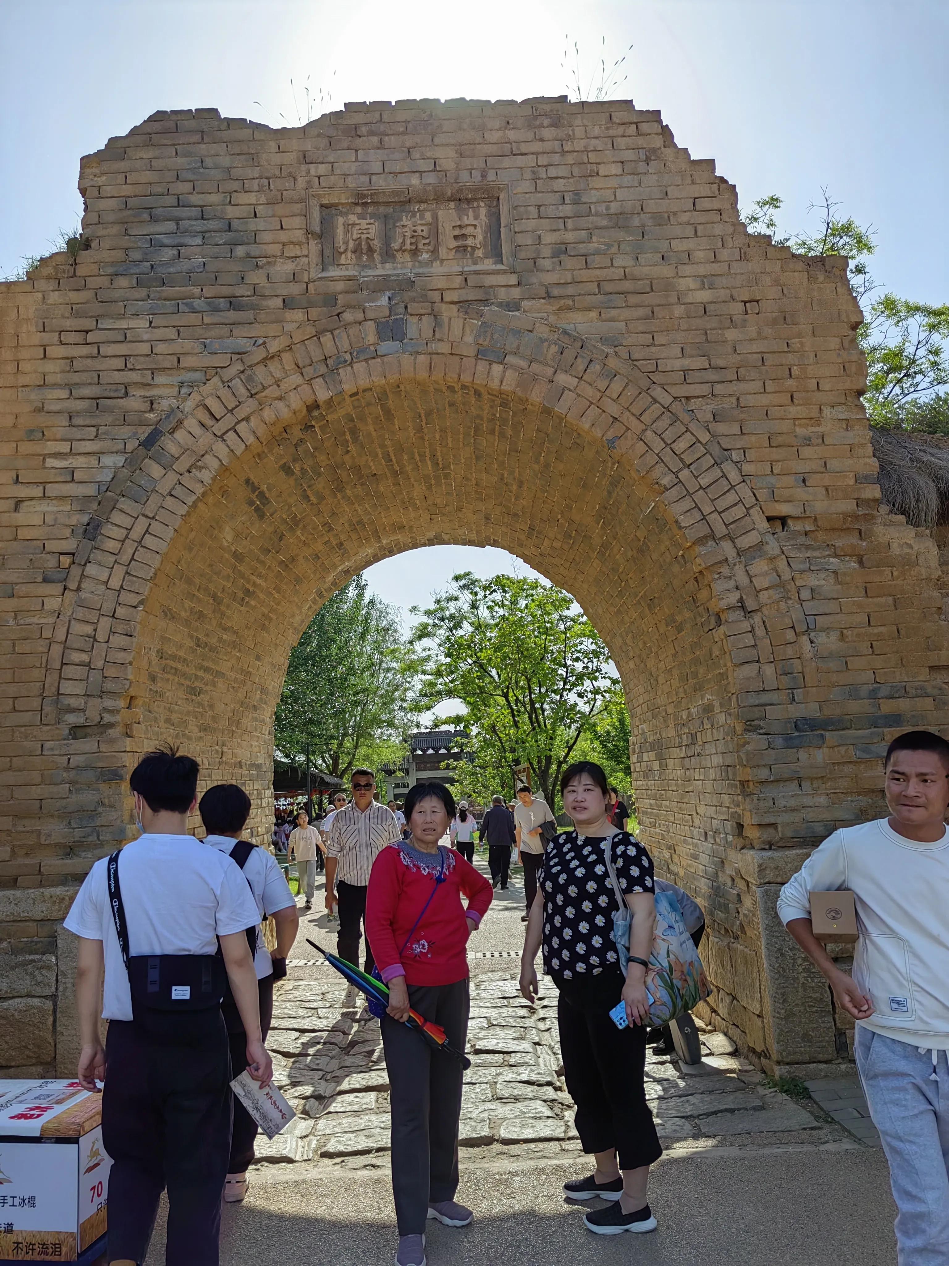 西安白鹿原影视基地一日游,西安白鹿原影视城旅游攻略
