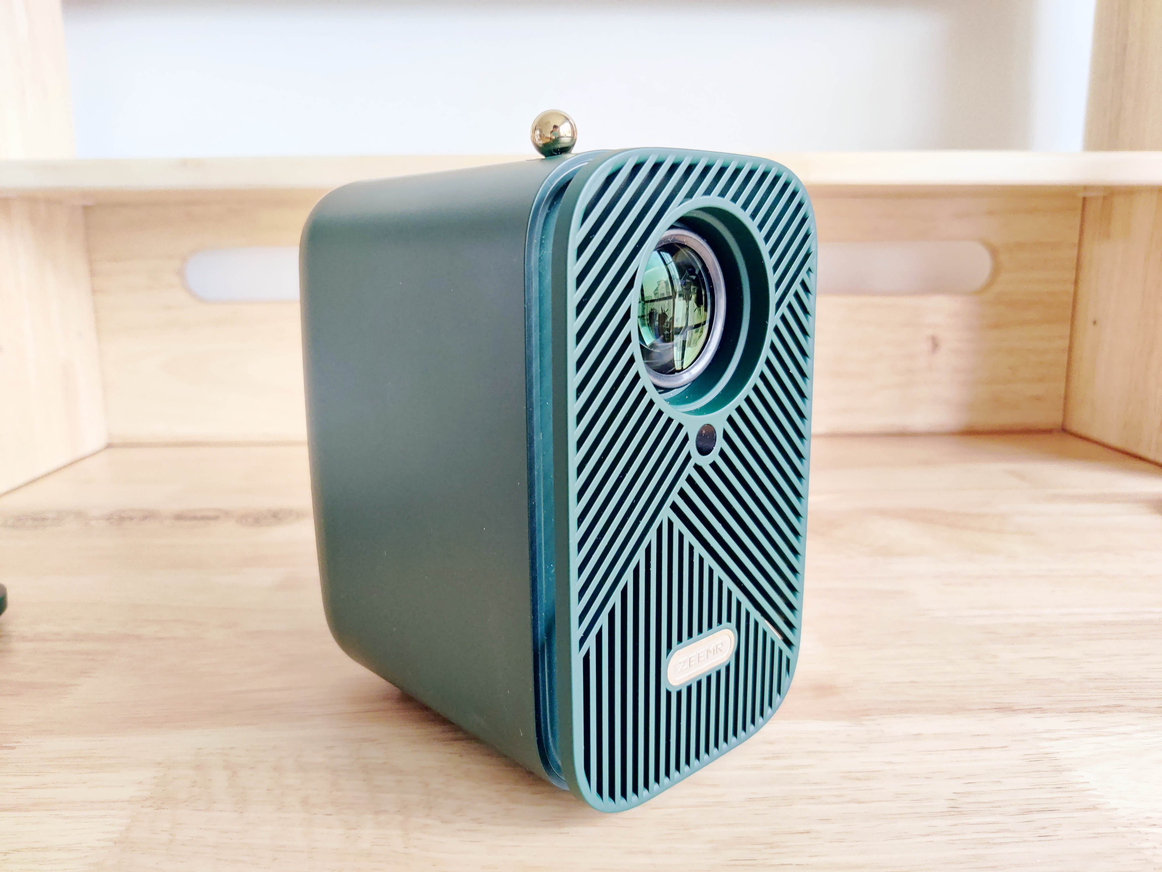 知麻m1投影仪安装视频,知麻m1投影仪家用