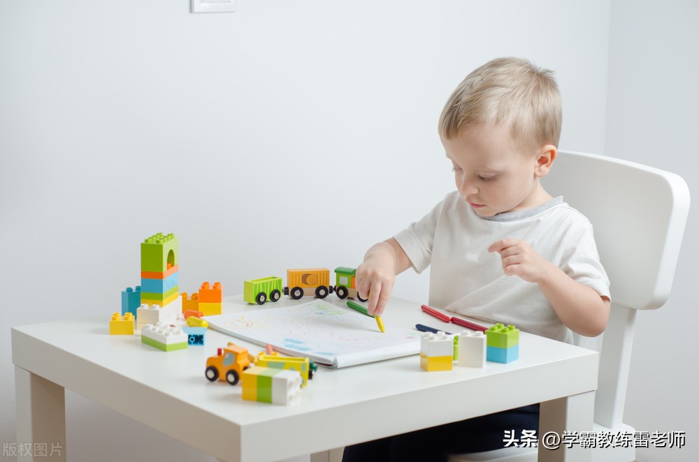 孩子4岁脾气倔强不认错怎么教育,4岁孩子脾气太倔不说话怎么治